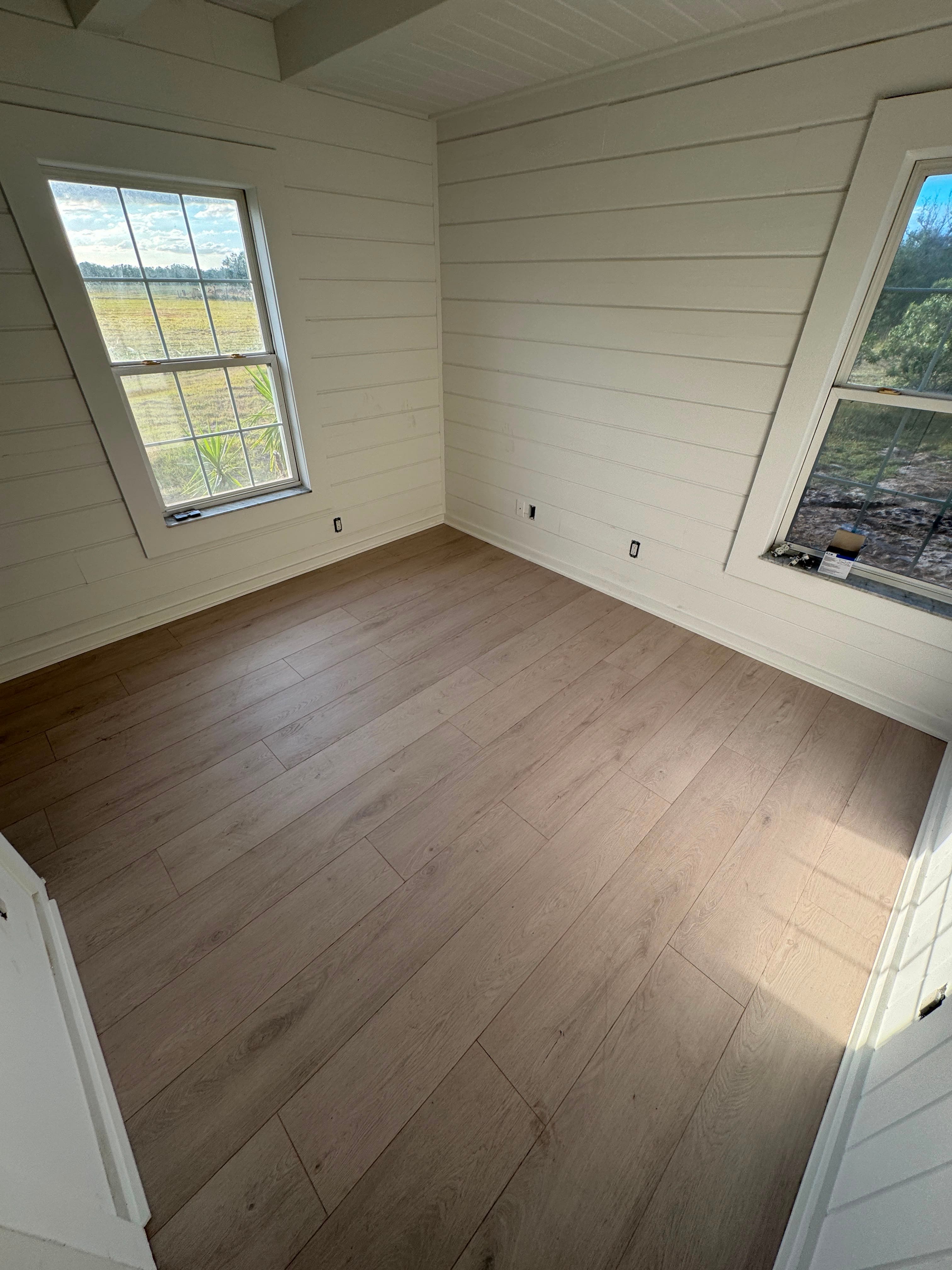 Laminate floor installation in Central Florida — project 9