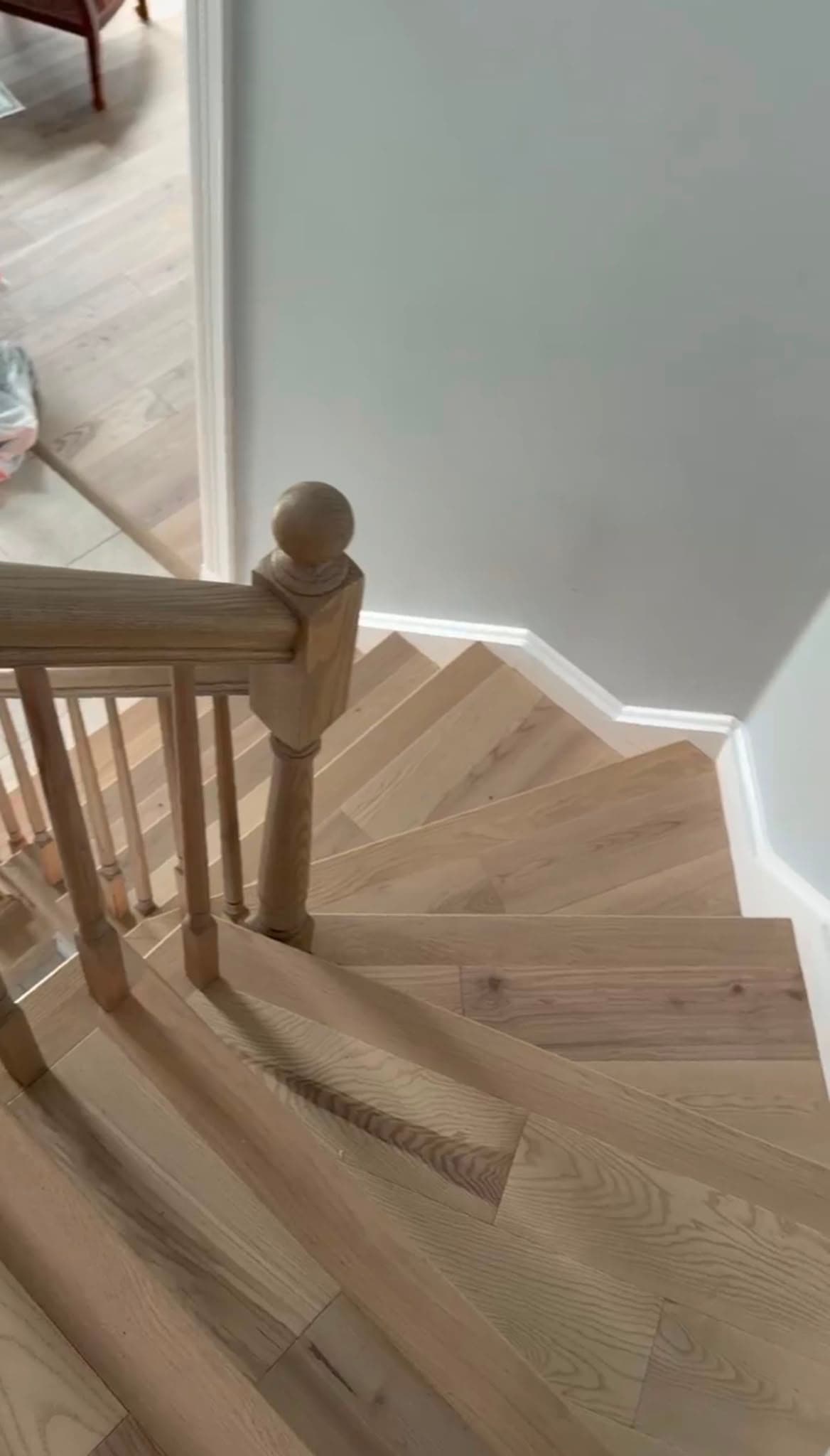 Stairs flooring installation in Central Florida by LuuKs Renovations — project 4